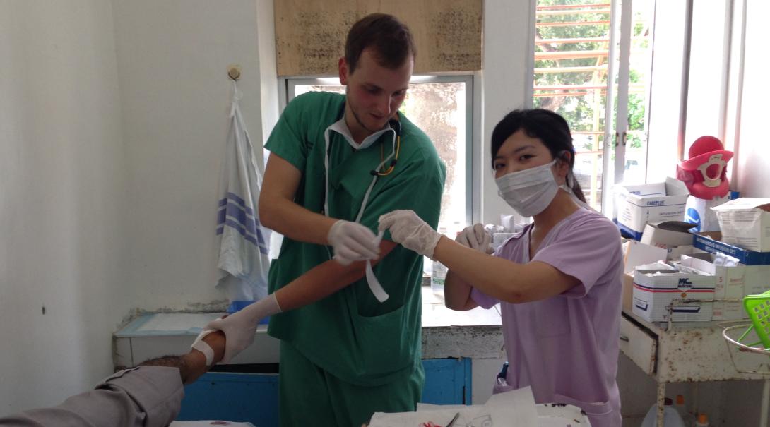 Étudiant en stage soins infirmiers aux Philippines